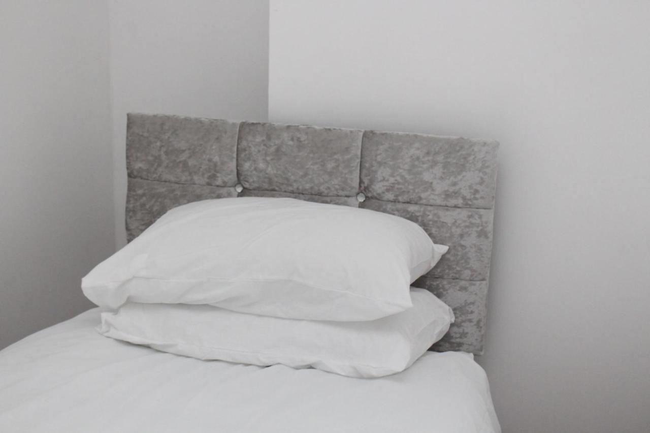 Morning Star Home Liverpool Bagian luar foto