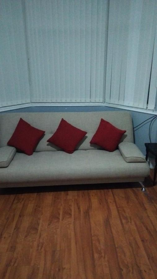 Morning Star Home Liverpool Bagian luar foto