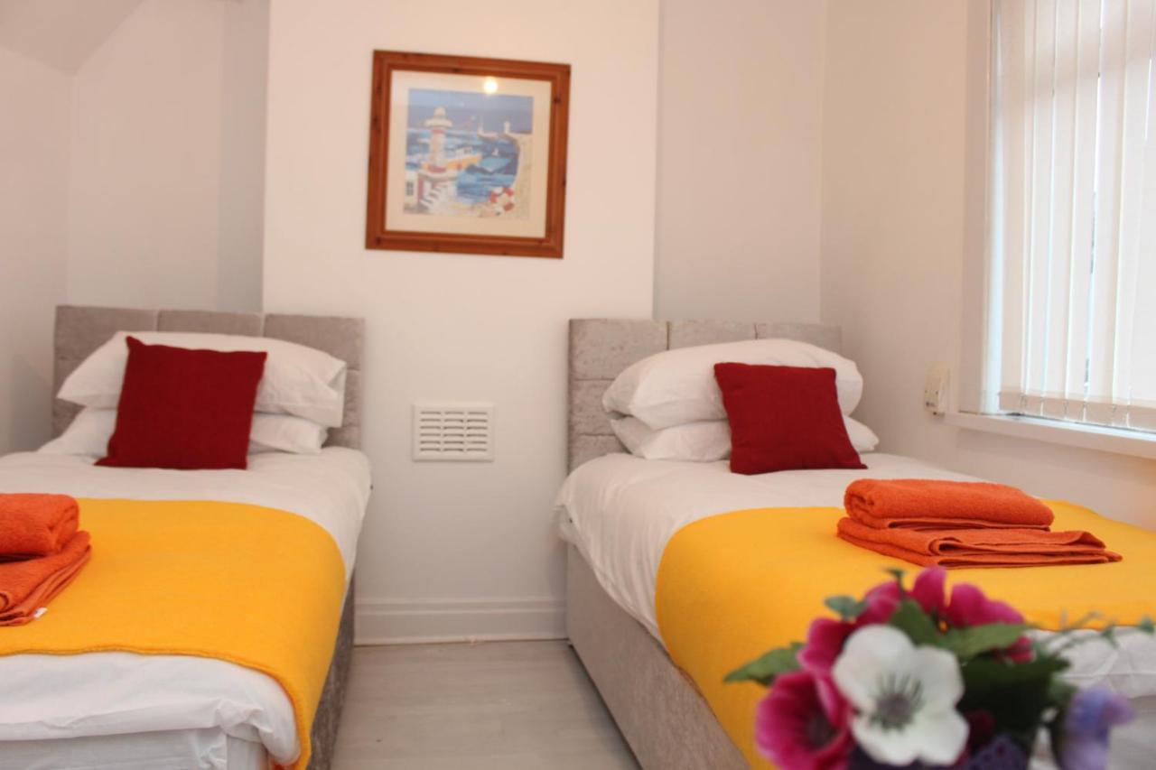 Morning Star Home Liverpool Bagian luar foto